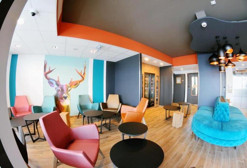 ホテル Kyriad Pontarlier