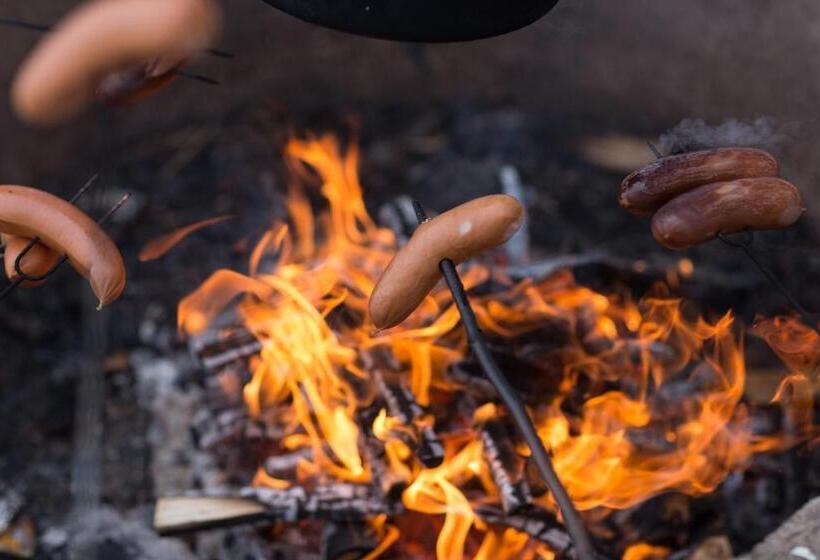 ベッドアンドブレックファースト Peltolan Luomutila