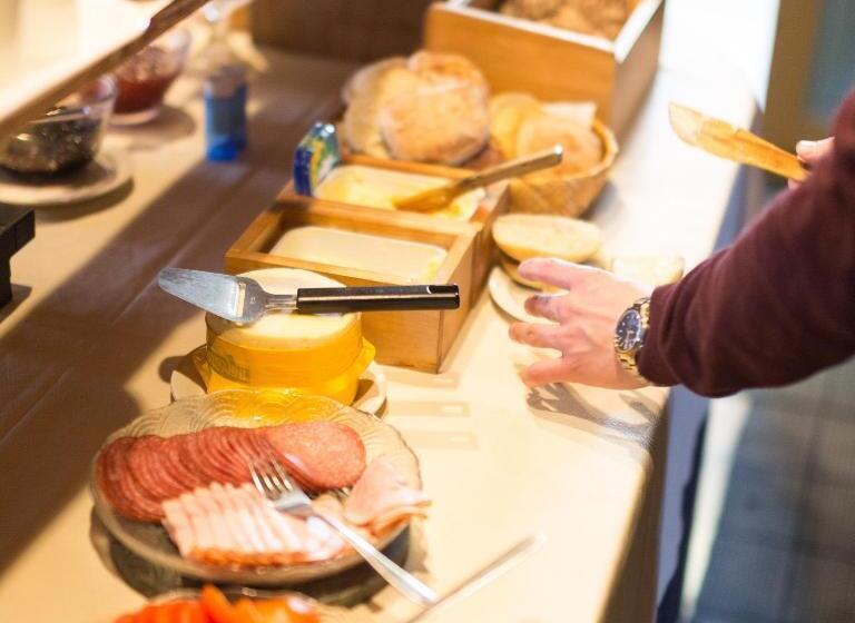 ベッドアンドブレックファースト Peltolan Luomutila