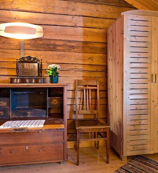 ベッドアンドブレックファースト Peltolan Luomutila