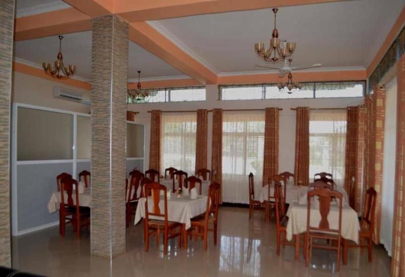 בית מלון כפרי Cashewnut