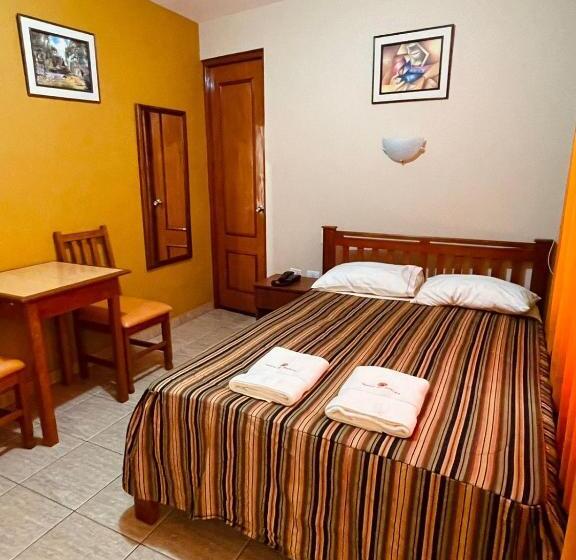 호텔 Hostal El Pillkay
