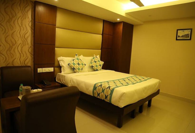 هتل Santhi Bhavan