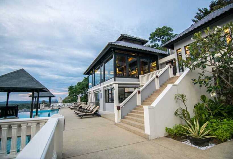 استراحتگاه Royale Chulan Cherating Villa