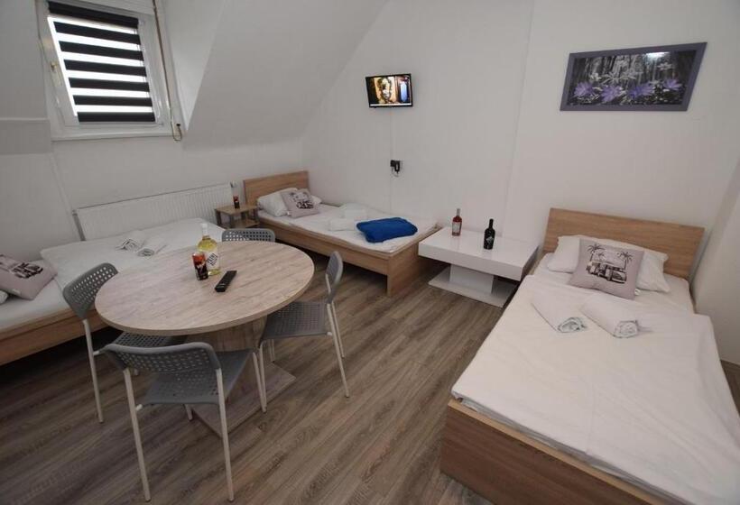 호스텔 Monteurzimmer Kirchheim Teck