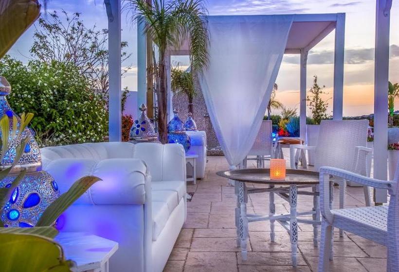 هتل Cape Serenity Resort  Adults Only
