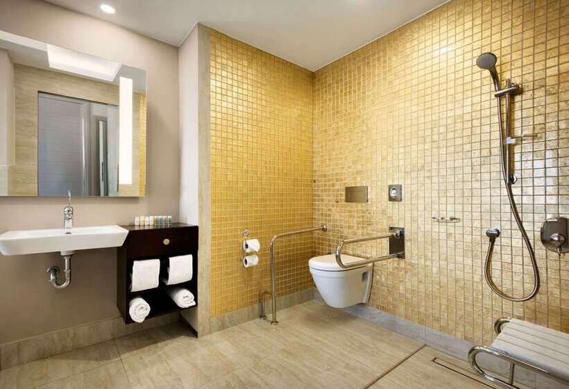 هتل Ramada Iskenderun