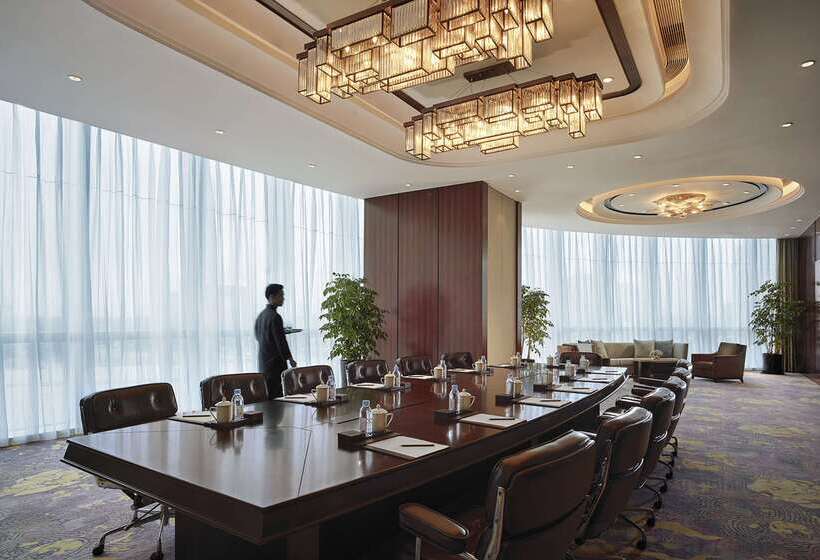 Отель Shangri La Yiwu   Close To Yiwu International Trade Market