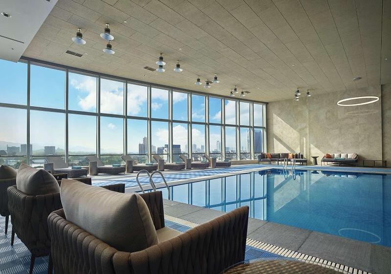 Отель Shangri La Yiwu   Close To Yiwu International Trade Market