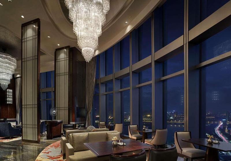 Отель Shangri La Yiwu   Close To Yiwu International Trade Market