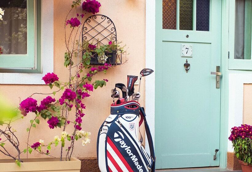 منتجع Karma Chalets