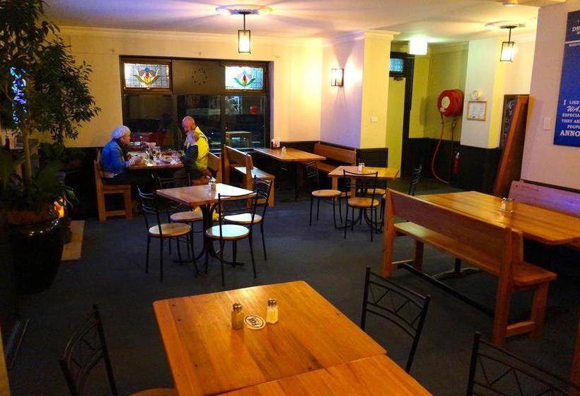 فندق Royal  Cooma