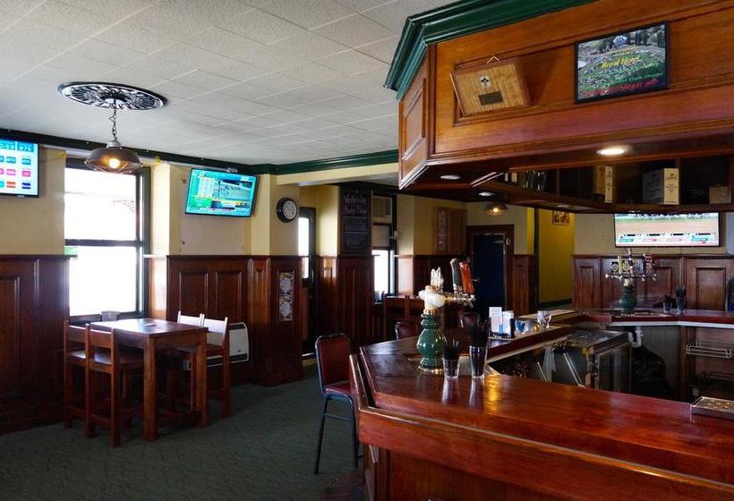 فندق Royal  Cooma