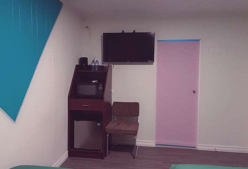 Stop 21 Motel