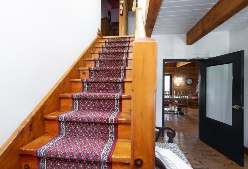 Bye The Bay Bed And Breakfast