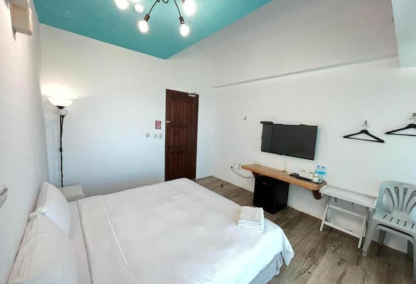 تختخواب و صبحانه Cest La Vie