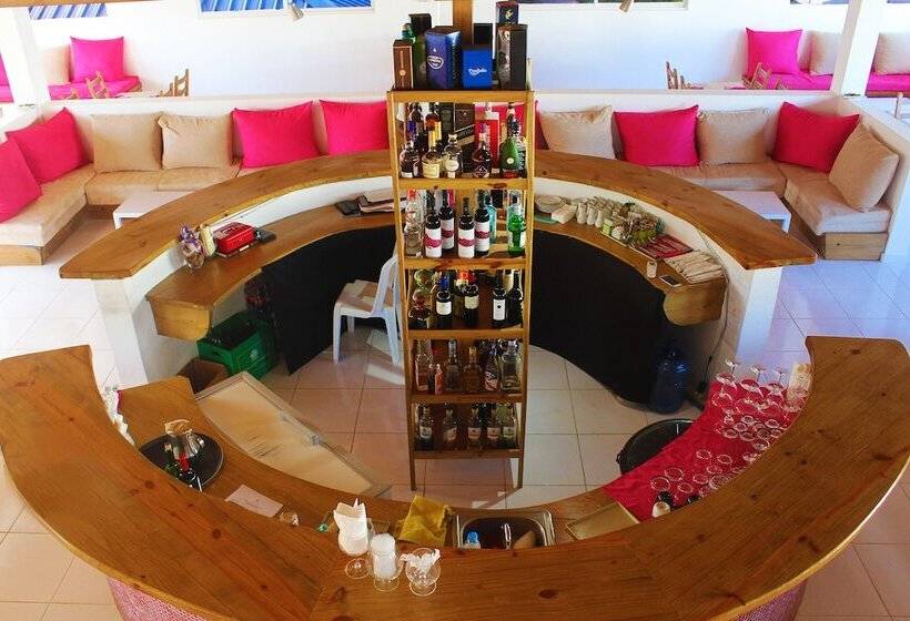هتل Ahnvee Resort  Adults Only
