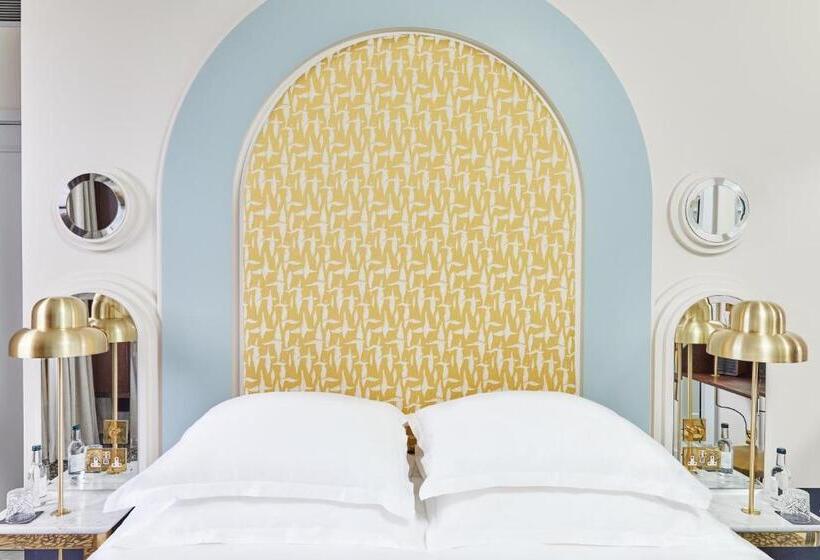 هتل Henrietta Experimental