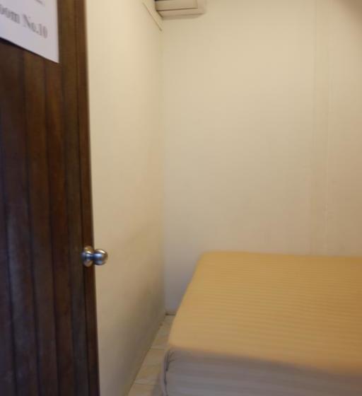 Lipe Hostel