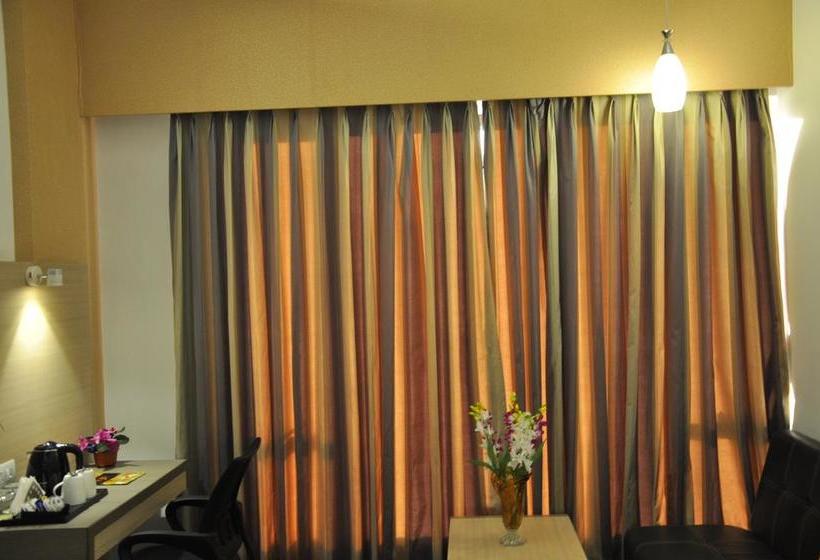 Mango Hotels Tansha Regal