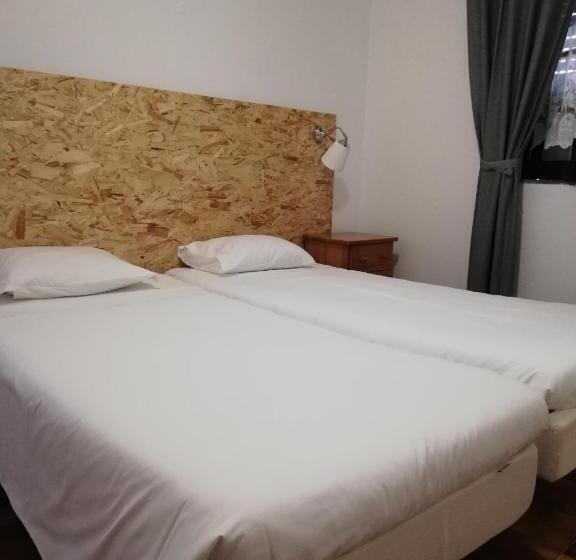 هتل Eira da Pedra