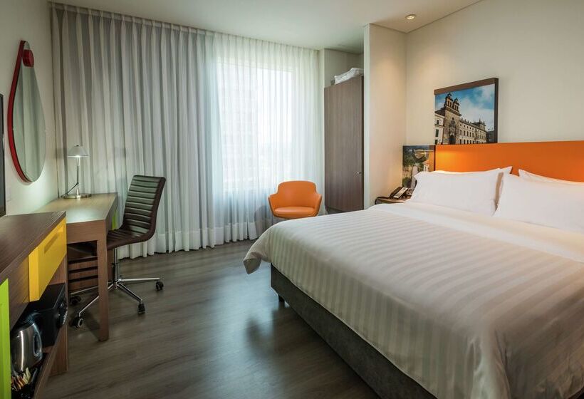 Hotel Hampton By Hilton Bogota Airport