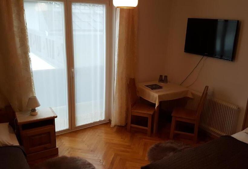 ホテル Landgasthof Steinmühl Hofbauer Frühstückspension Und Campingplatz