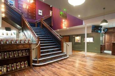 هتل The Bottle Kiln Wetherspoon