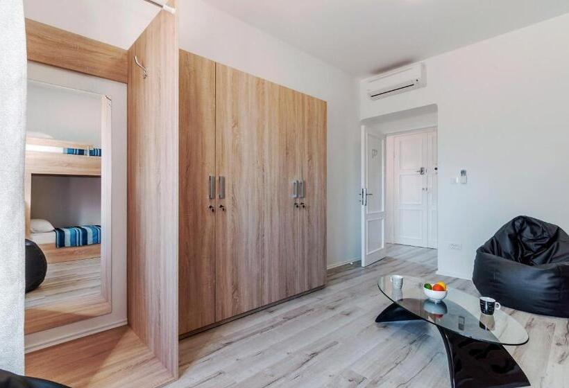 Sky Hostel