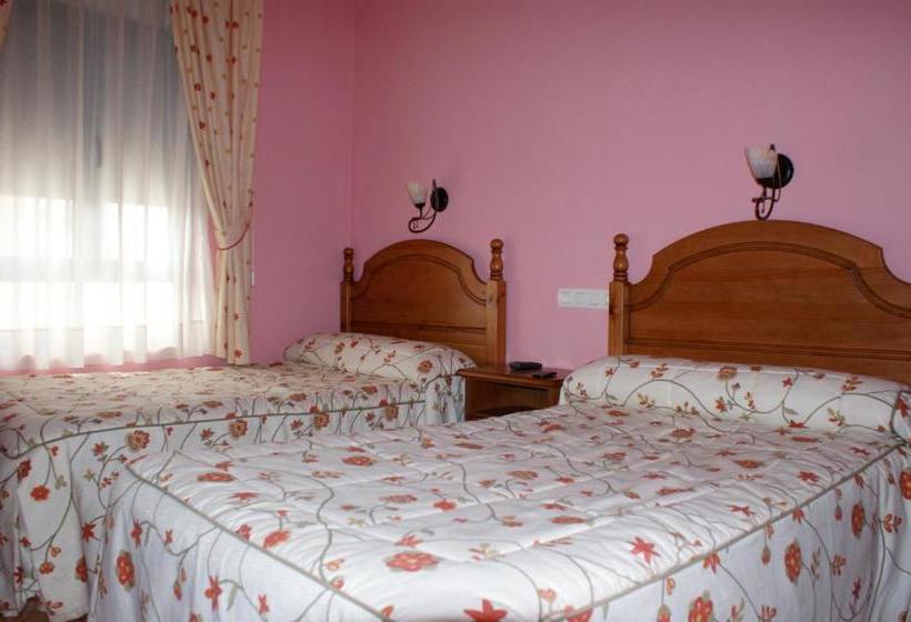 فندق صغير Hostal Carazo