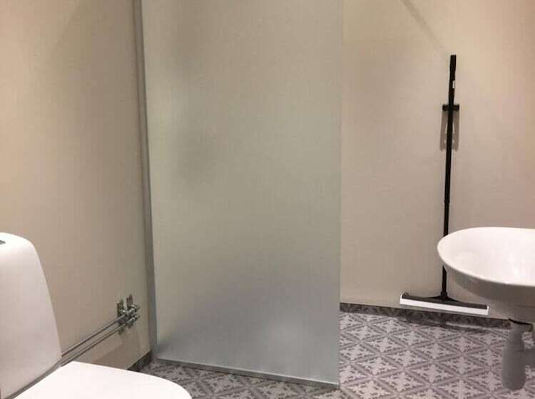 Gästgivars Vandrarhem I Järvsö   Hostel