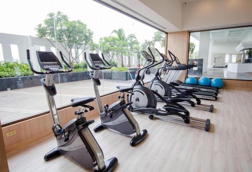 Fortune Hotel Korat  Sha Plus