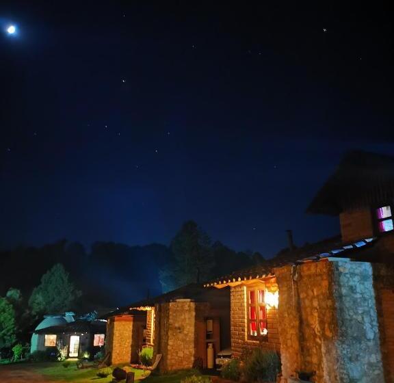 هتل Luchita Mia Eco Cabañas Boutique