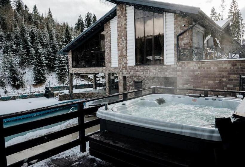 אתר נופש Westhills Cottage Town & Spa