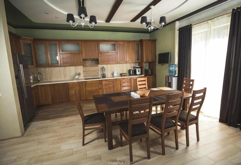 אתר נופש Westhills Cottage Town & Spa