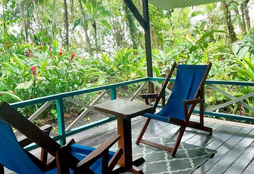 فندق Lapalapa Beachfront
