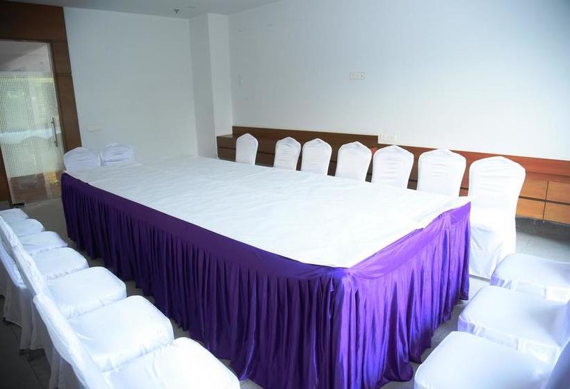 בית מלון כפרי The Amor