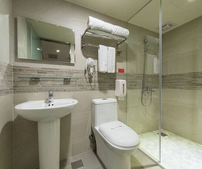 Xinshehotel   Chungli