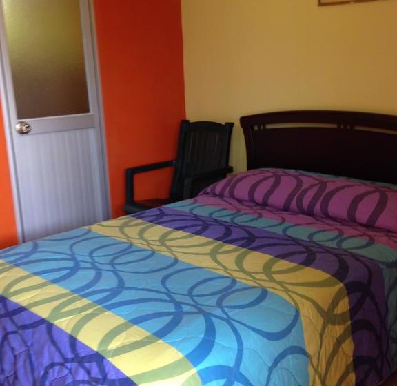 هاستل Hostal Surf Olón