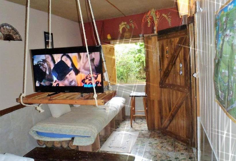 تختخواب و صبحانه Jarabacoa Family Hostel
