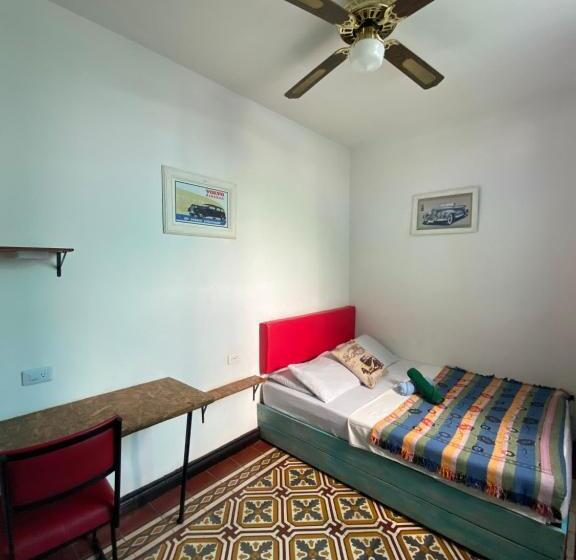 Havana Hostel Cali & Dance School