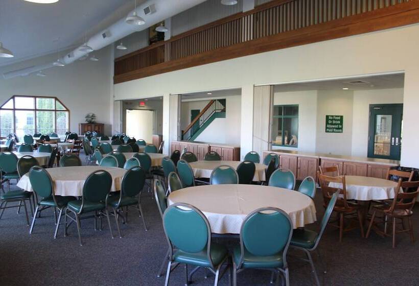 בית מלון כפרי Farmstead Inn And Conference Center