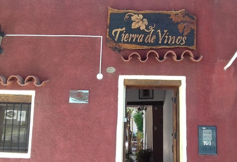هتل Hostal Tierra De Vinos