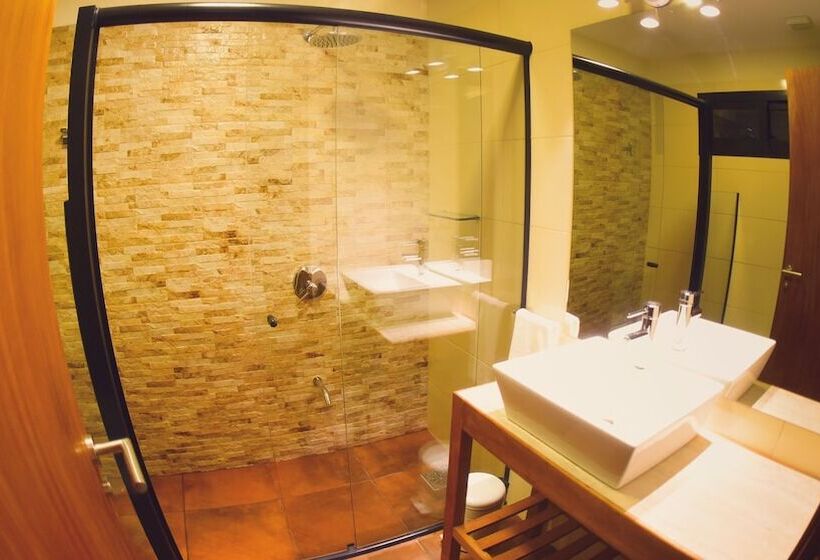 هتل Hostería La Bordona