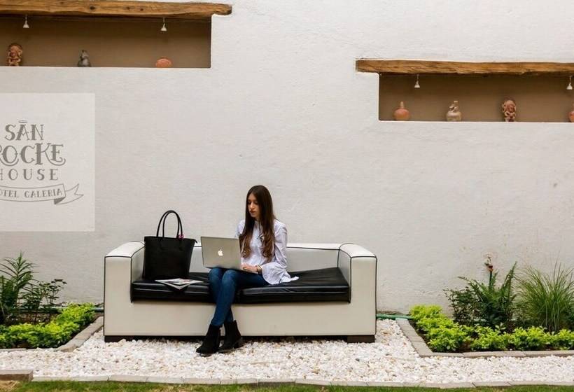 هتل San Rocke House