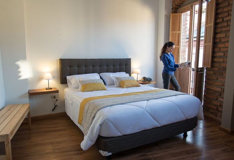 هتل San Rocke House