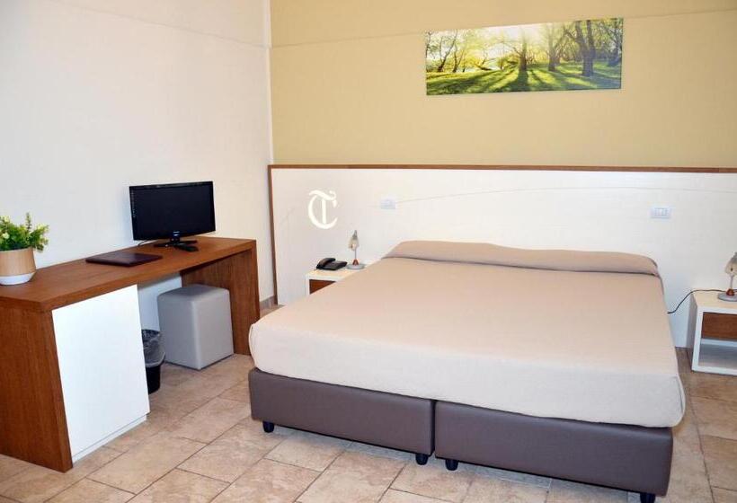 فندق Tenuta Caradonna