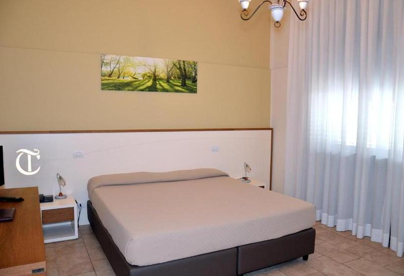 فندق Tenuta Caradonna