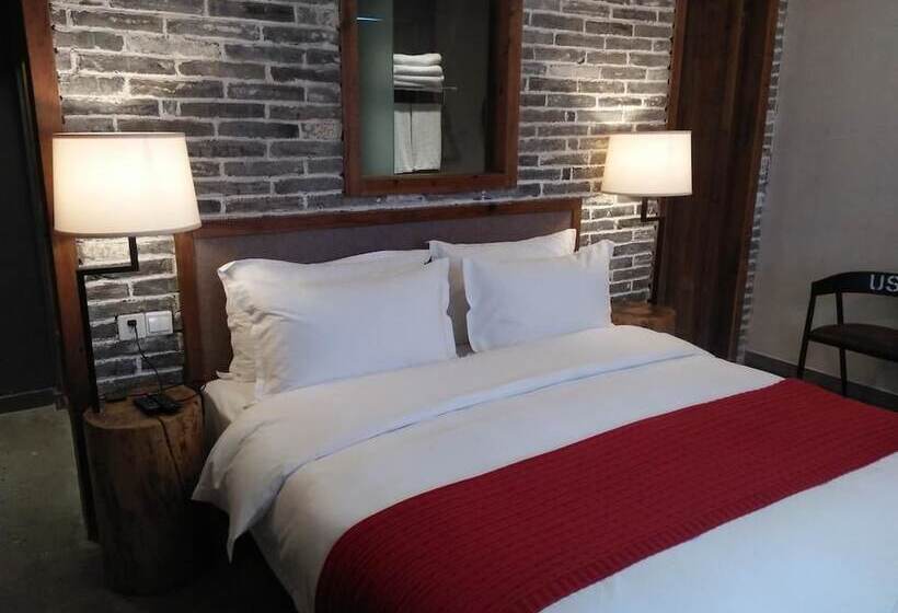 استراحتگاه Huangshan Huizhou Creek Villa