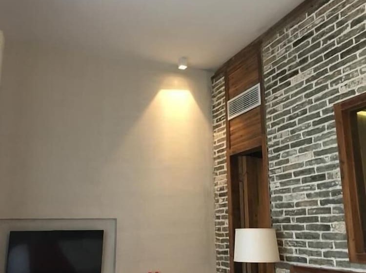 استراحتگاه Huangshan Huizhou Creek Villa